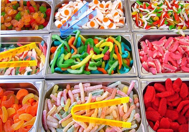 What Types of Candy Don't Cause Cavities